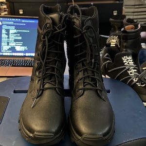 Bates Tactical Boots with Zipper on the side Brand New